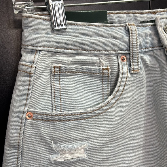 Wild Fable super high-rise cut off, 5 pocket, belt loop, button fly shorts - Picture 2 of 9